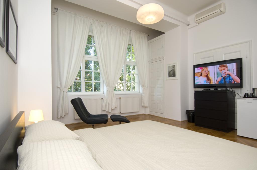 Galeria Rooms Любляна Номер фото