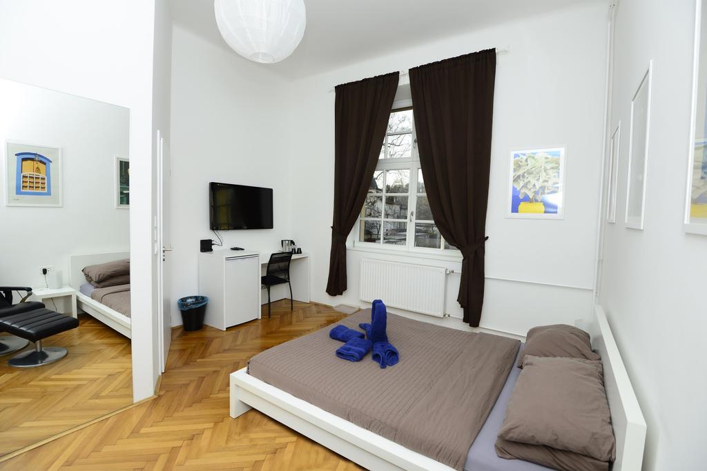 Galeria Rooms Любляна Номер фото