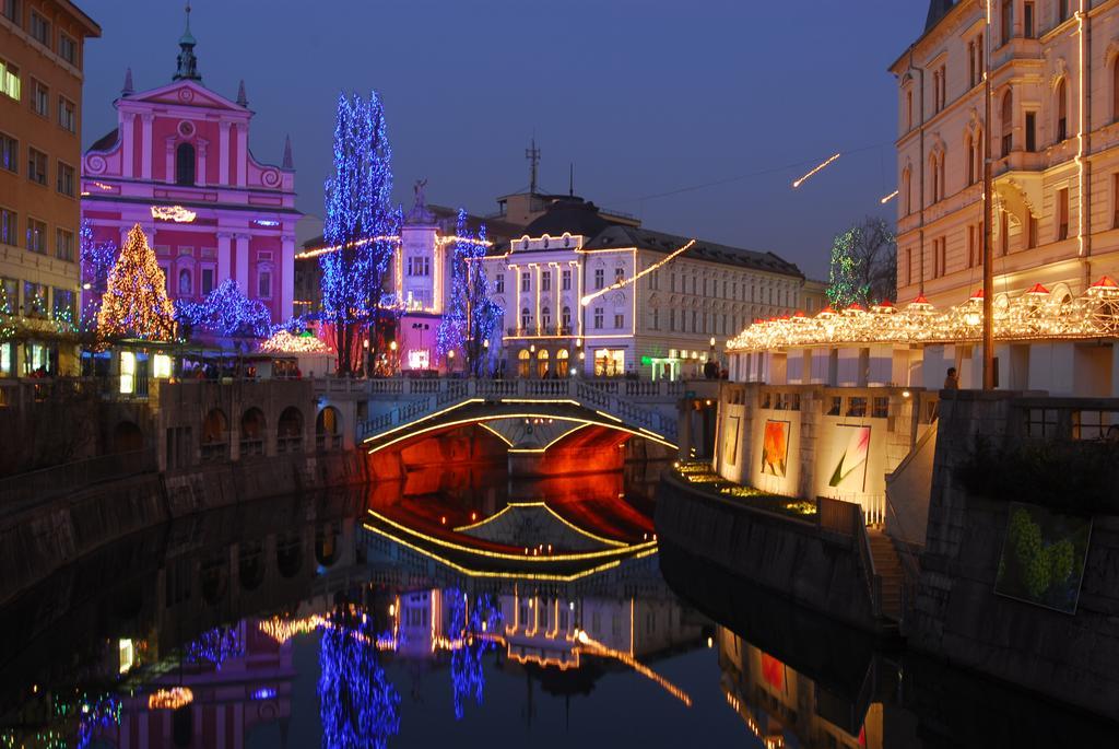 Galeria Rooms Любляна Экстерьер фото